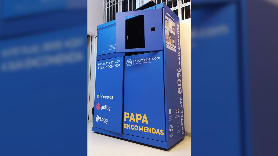 Envelopamento do locker dos Correios com adesivos impressos em alta resolução